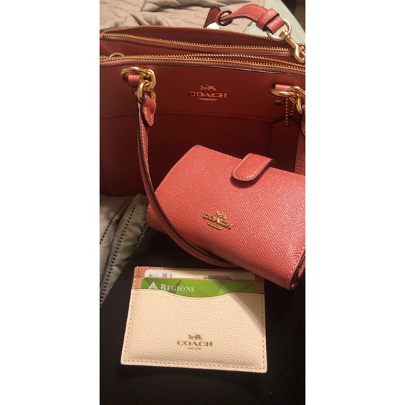 Coach bag, wallet, and card holder. - Picture 1 of 1
